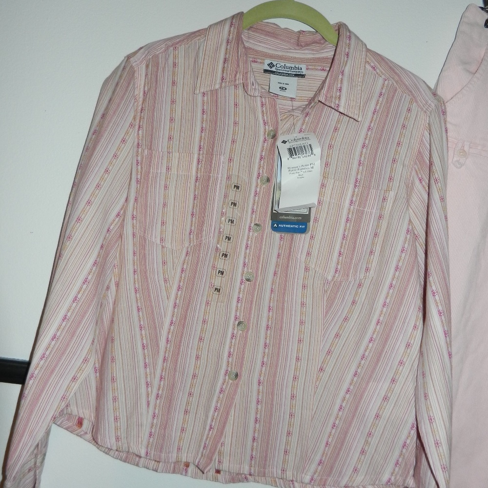 Columbia Authentic Fit top